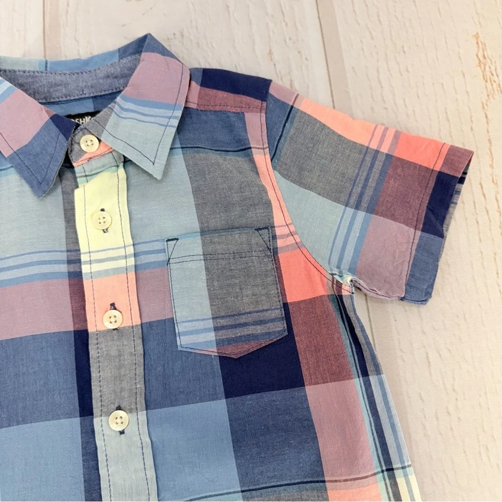 OshKosh‎ Toddler Boy 3T Plaid Button Up Shirt Blue Pink Short Sleeve